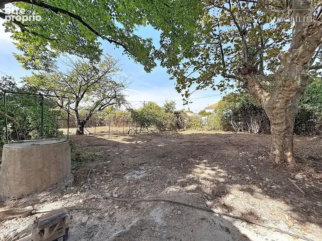 Terrain 450 m² à vendre à Allauch (13190) - photo 2