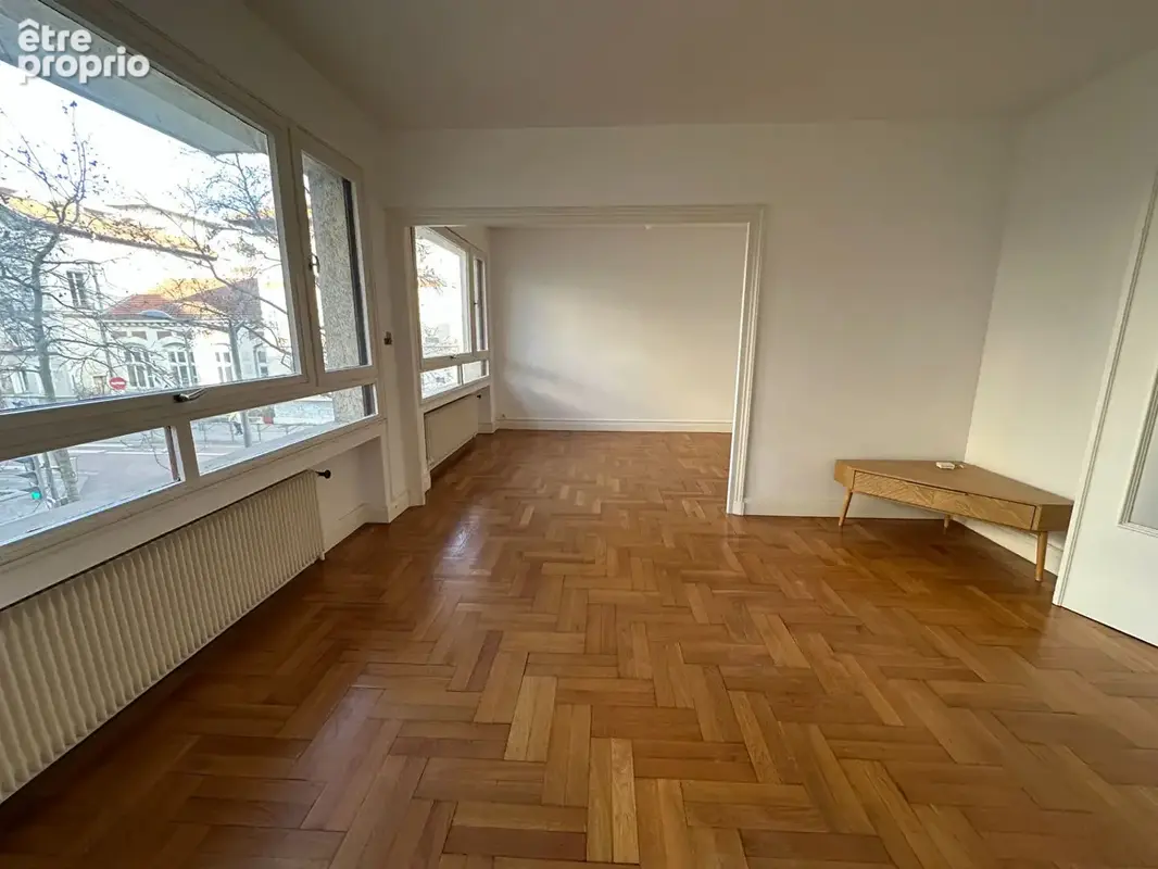 Lyon 3ème T4 (95.52 m2) avec loggia. - photo 2