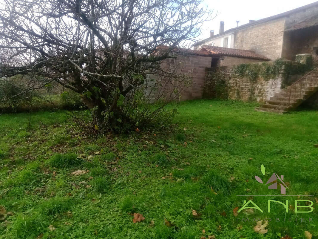 Maison à SAINT-CLAUD