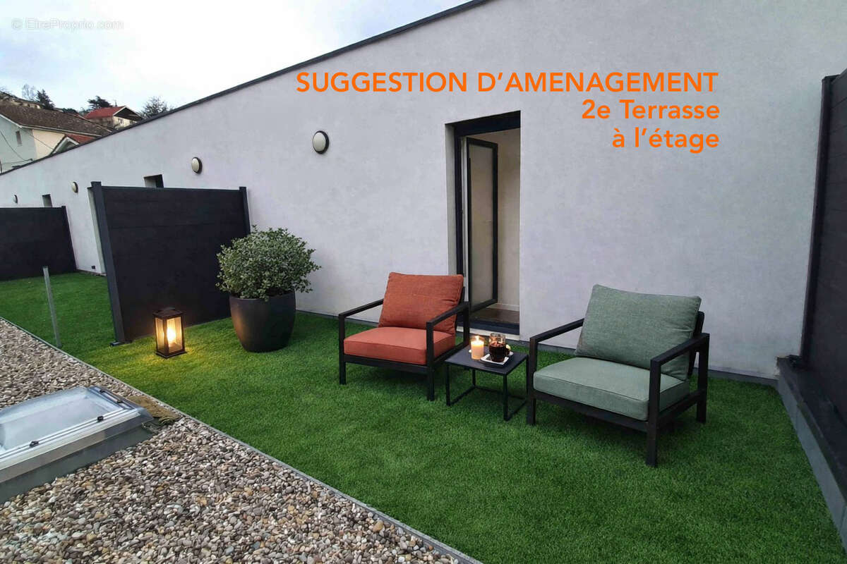 Appartement à UNIEUX