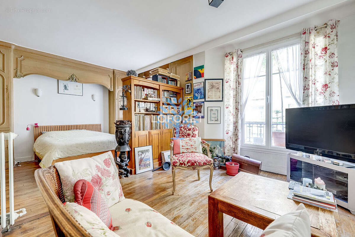 Appartement à PARIS-12E