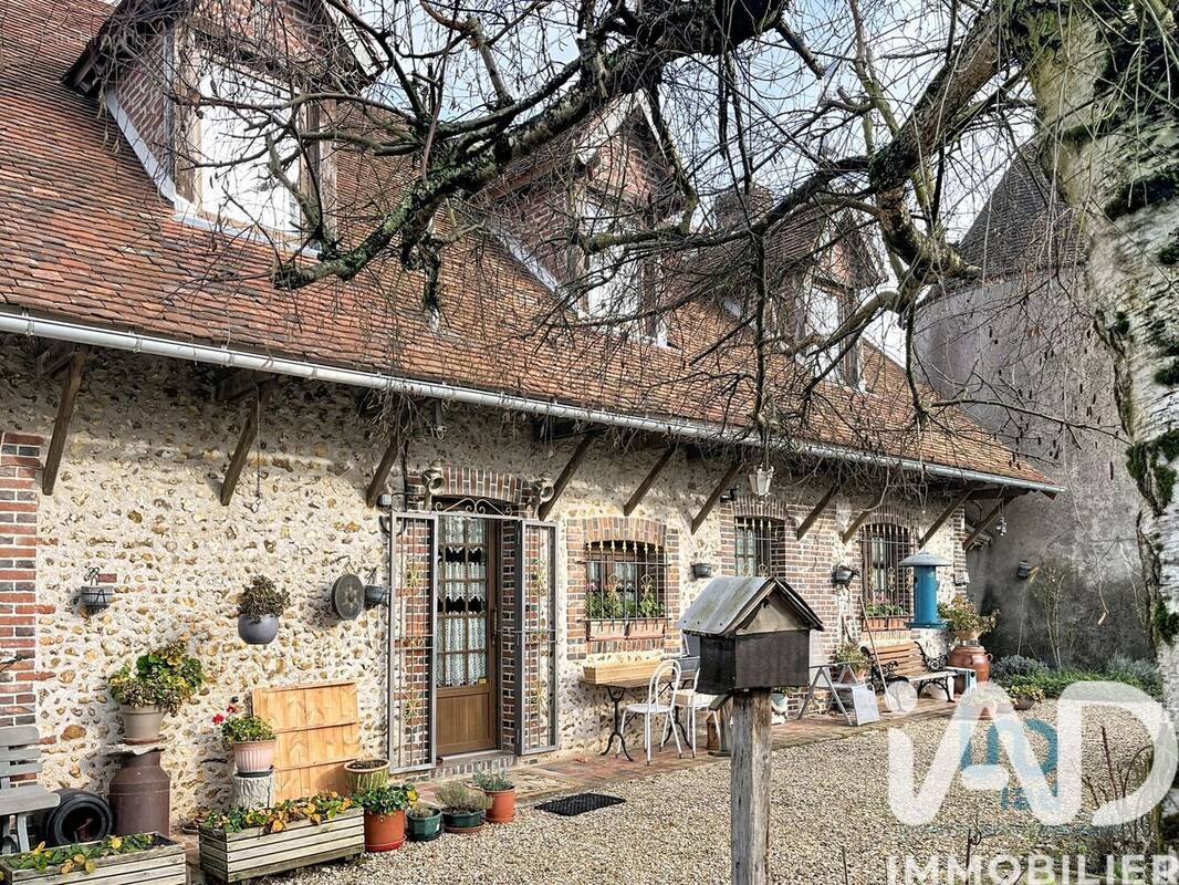 Photo 1 - Maison à CHARNY