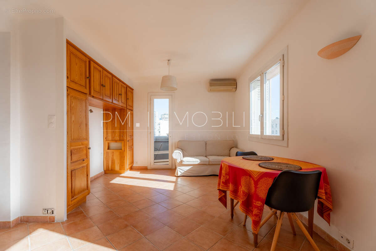 Appartement à MARSEILLE-10E