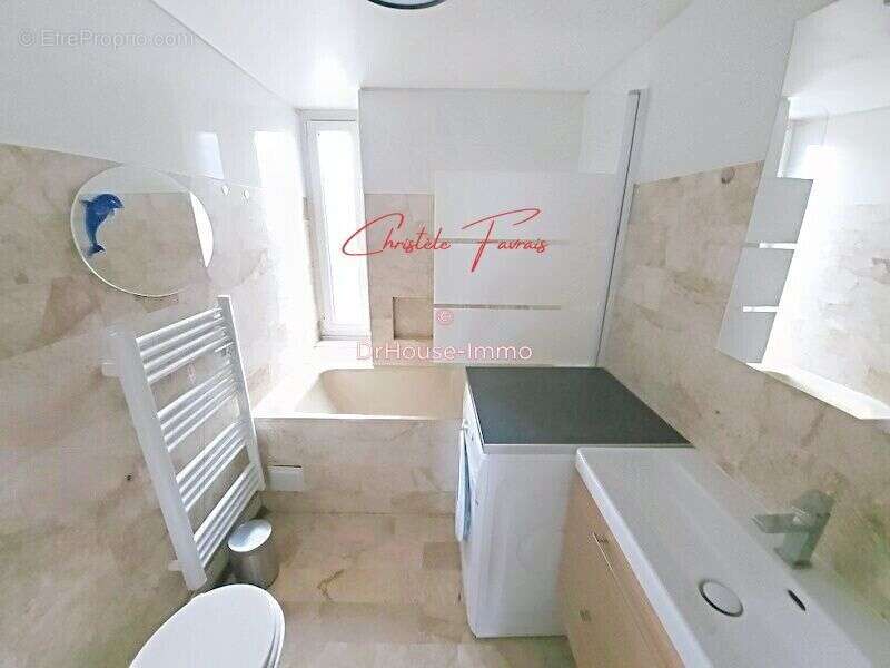 Appartement à LOUVIGNE-DU-DESERT