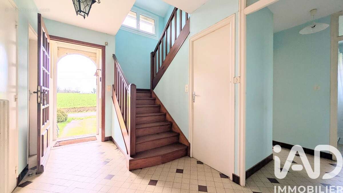 Maison 94 m² à Josselin  - photo 7