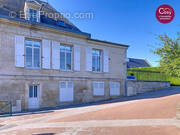 Appartement à COURMELLES