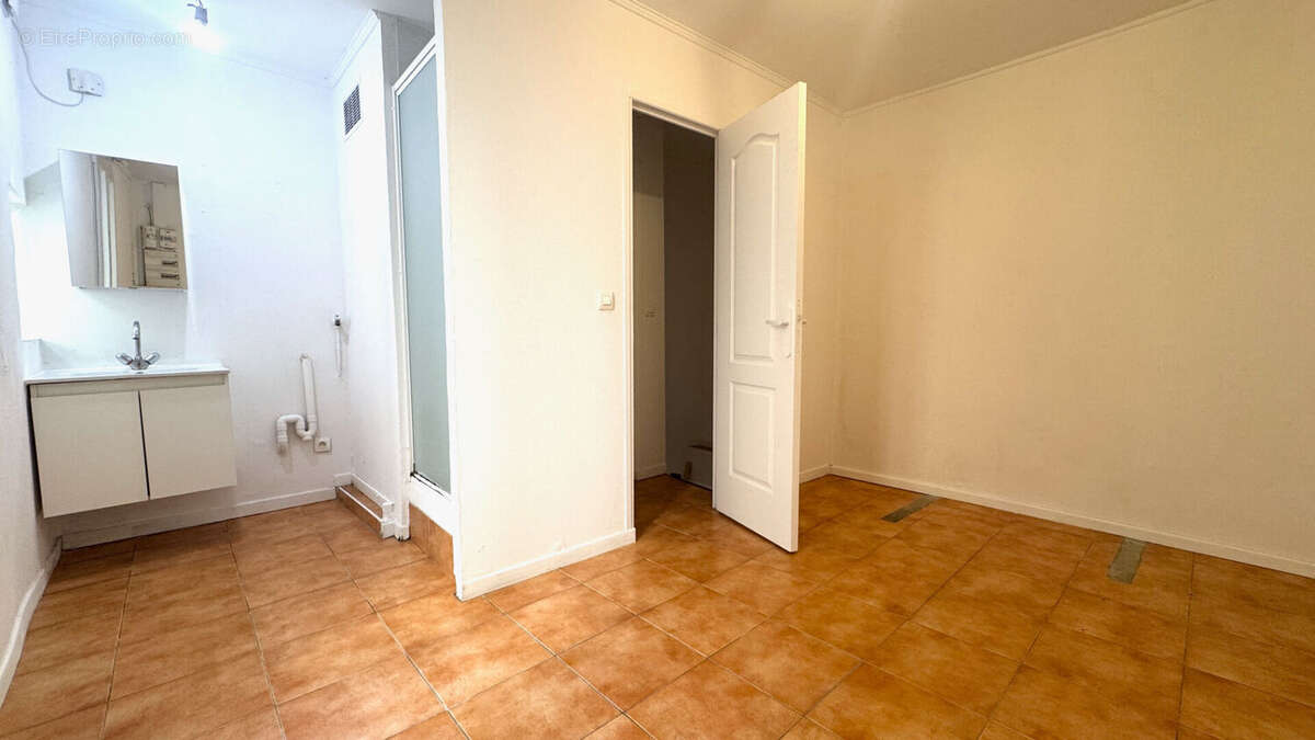 Appartement à CORBEIL-ESSONNES