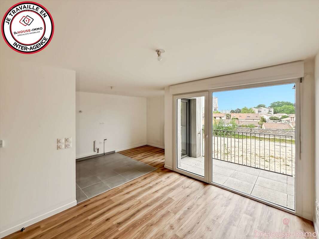 Appartement 61 m² à Merignac  - photo 37