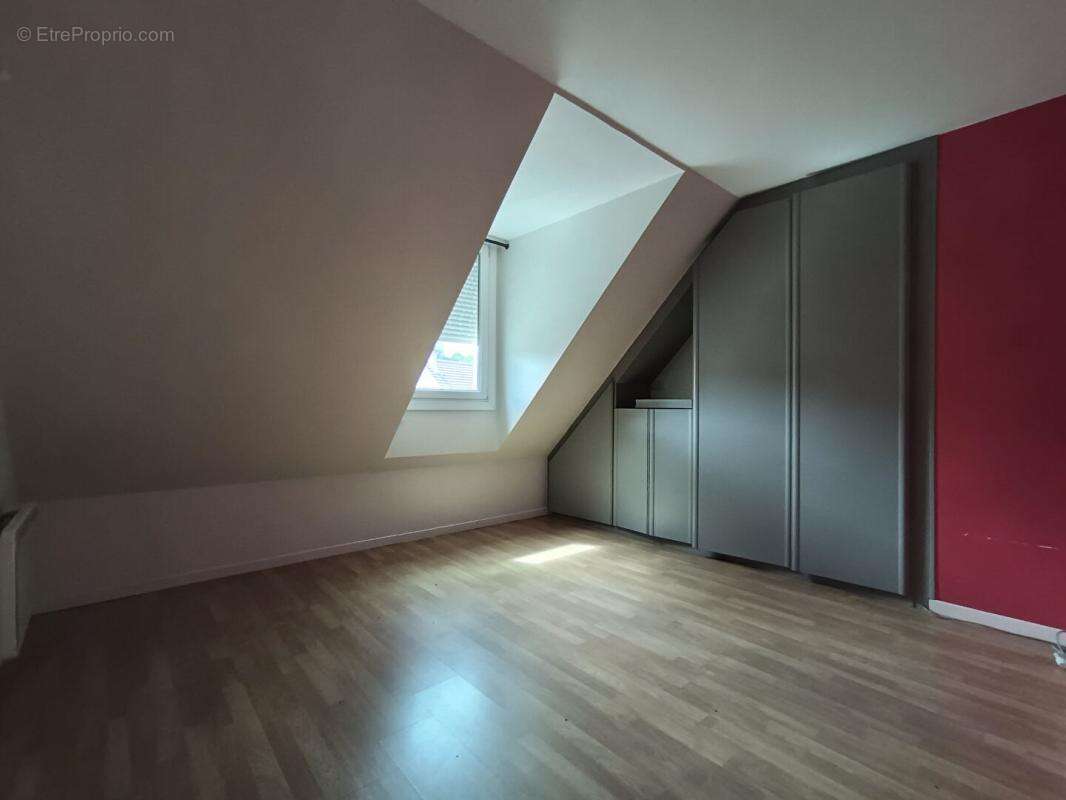 Maison Lamorlaye 5 pièce(s) 101 m2 - photo 10