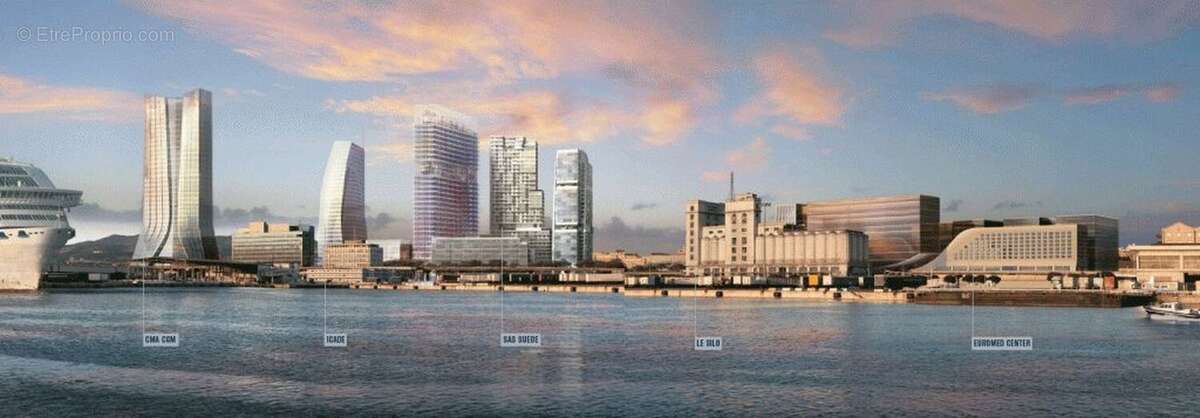 Appartement à MARSEILLE-2E