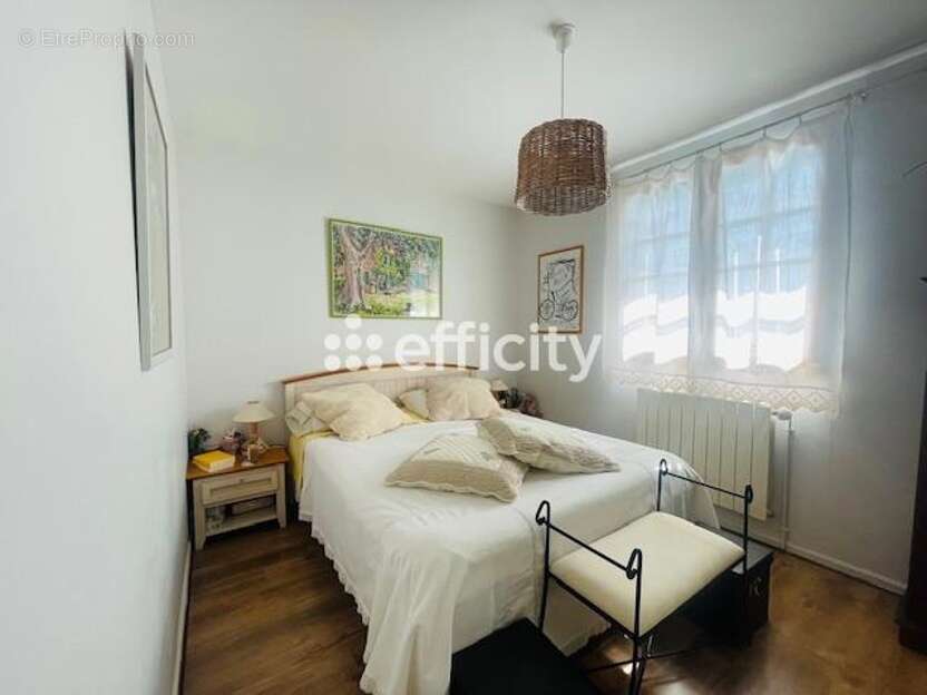 Maison à SALAISE-SUR-SANNE