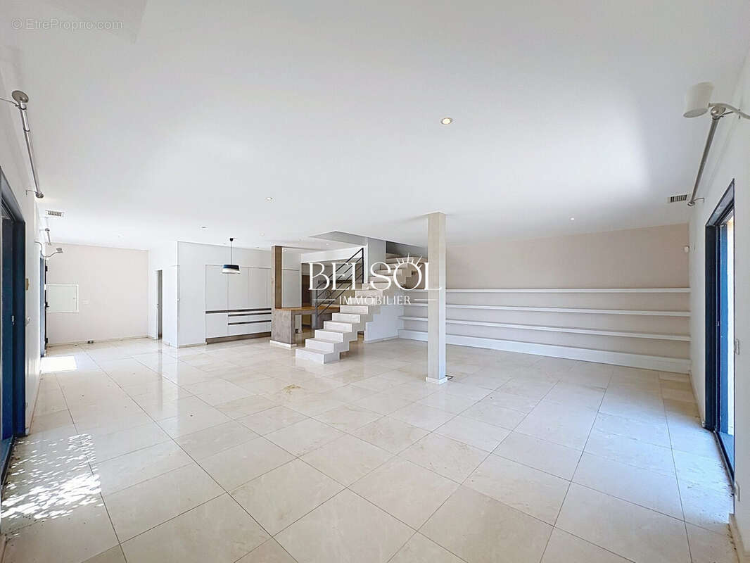 Maison à CANET-EN-ROUSSILLON