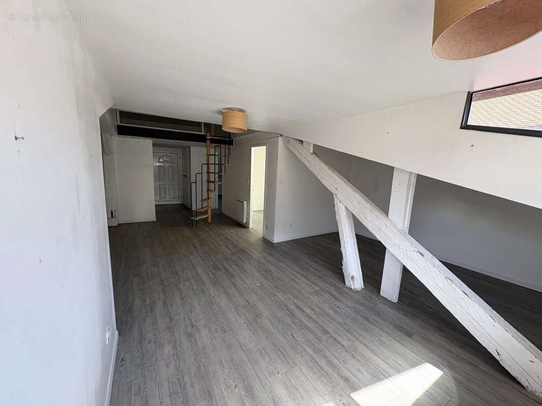 Appartement duplex – Dernier étage – 67 m² - Centre ville Monestier de Clermont - photo 6