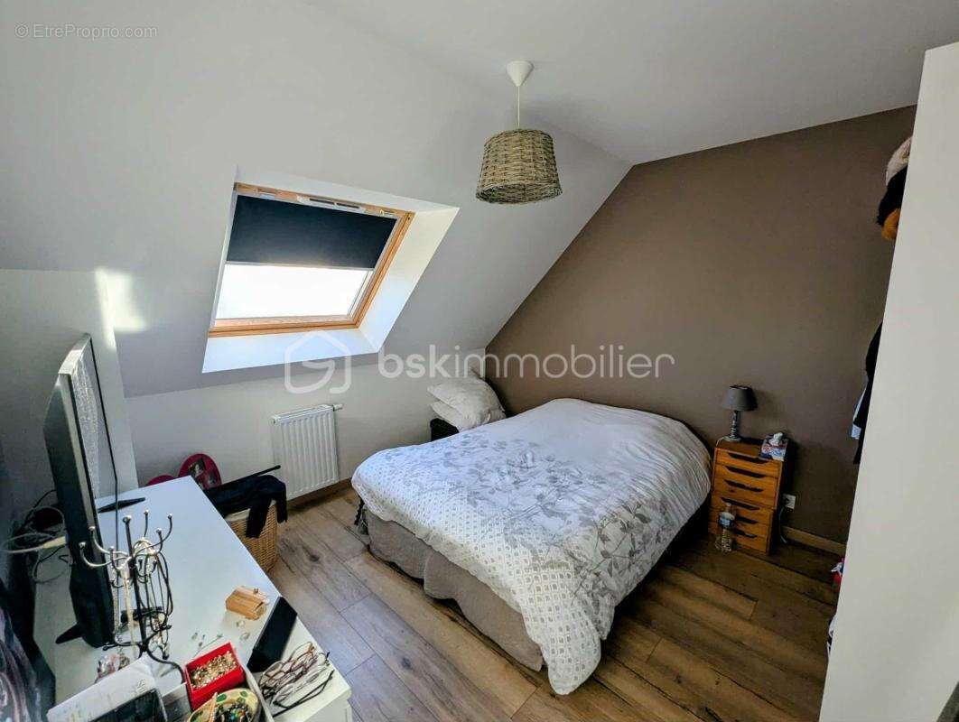 Maison à ROZ-SUR-COUESNON