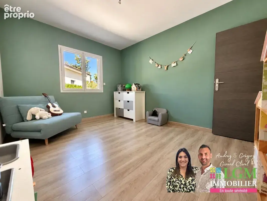 Maison récente de plain-pied 110 m² – 3 chambres – Piscine – Aucun travaux – Au calme - 644m2 de terrain - photo 12