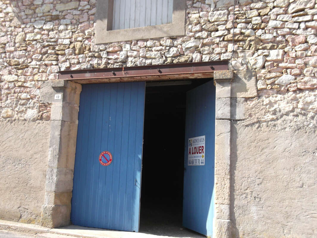 Parking à FLEURY