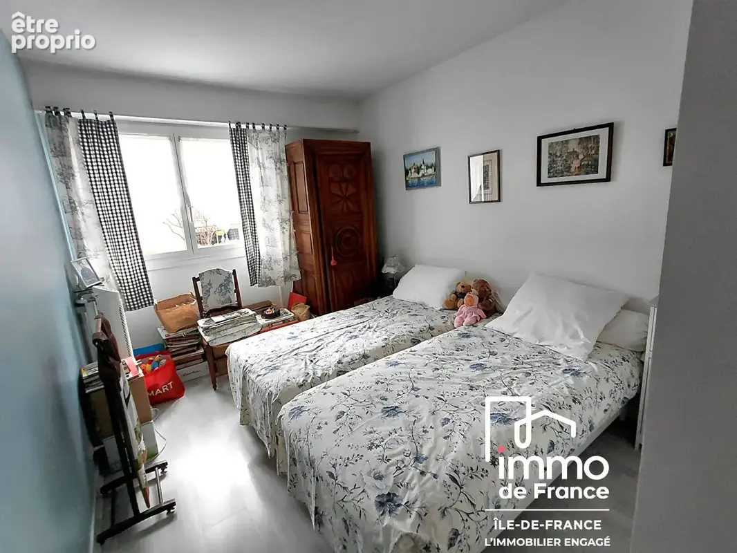 Appartement Rueil Malmaison 4 pièce(s) 82 m2 - photo 9