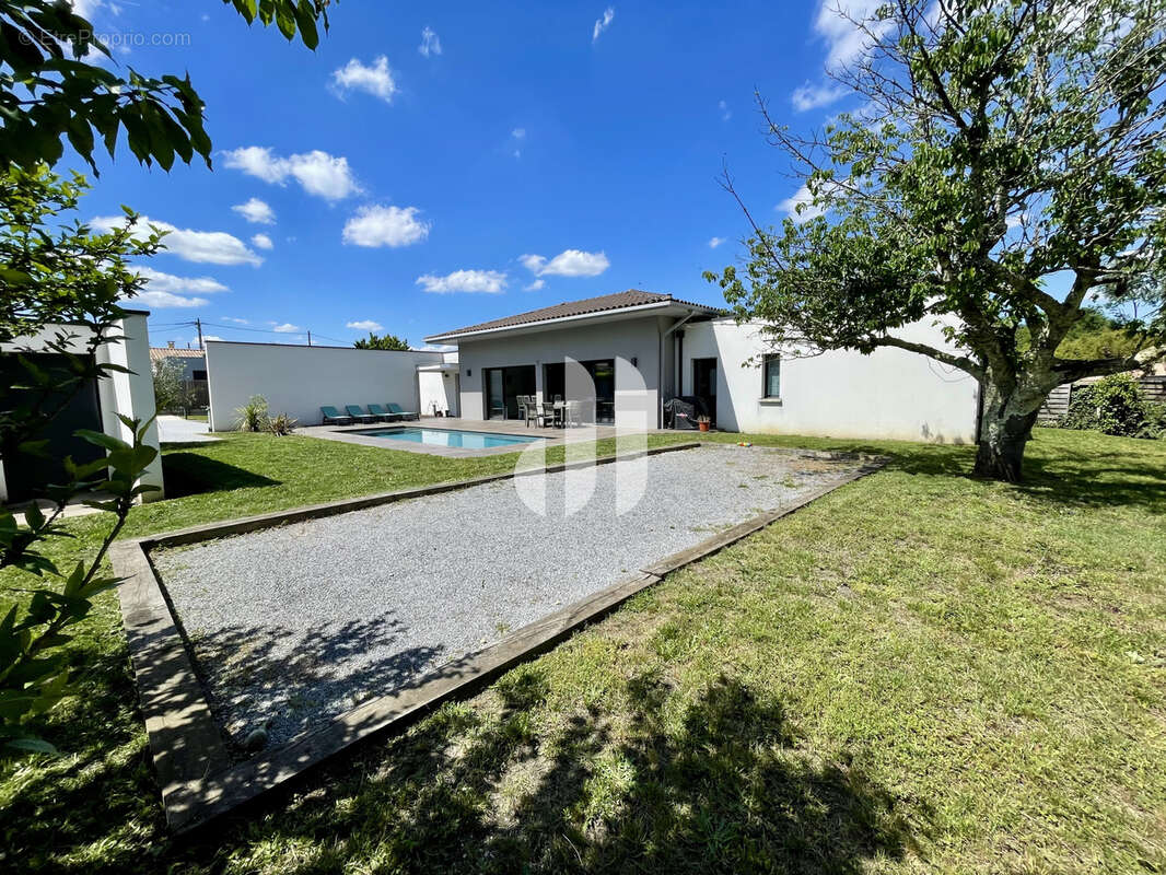 Maison plain-pied Gradignan 163m2 avec piscine chauffée - photo 14