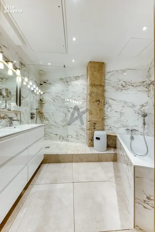 EXCLUSIVITE - Lyon 1er Proche place Sathonay - Elégant appartement de 124 m2 - photo 10