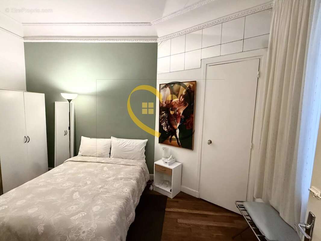 Appartement à PARIS-14E