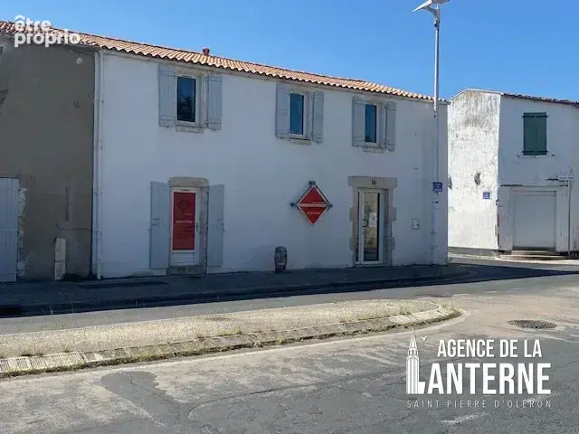 Commerce 70 m² à vendre à Saint-Pierre-D'oleron (17310) - photo 2