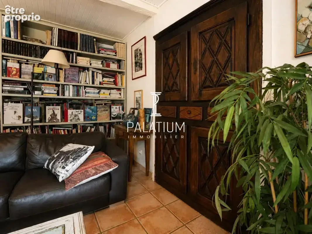 Maison de caractère - 260 m² - 4 appartements & revenus lo - photo 8