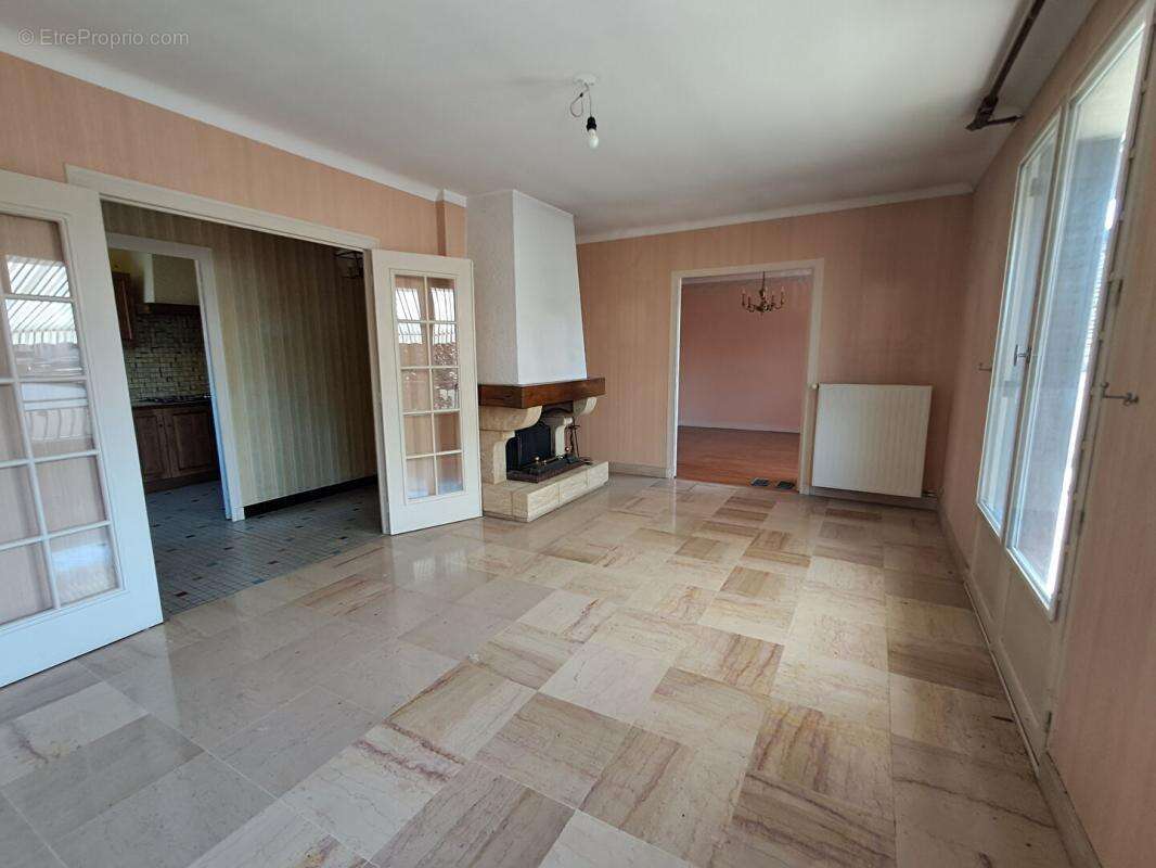 Maison à CRISSEY