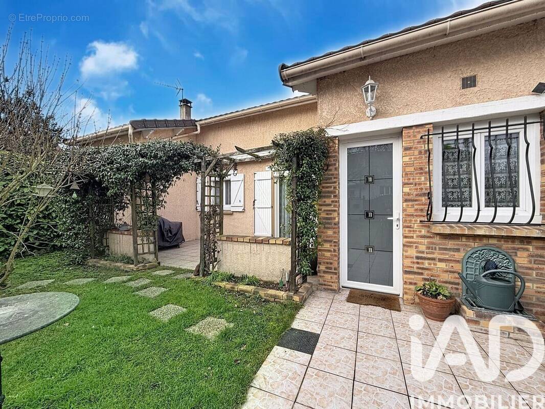 Photo 1 - Maison à ERMONT
