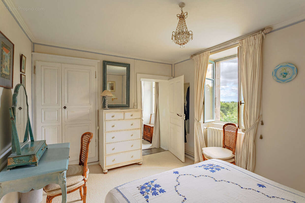 Maison à MONTIRAT