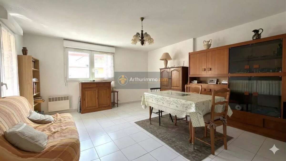 Appartement à FREJUS