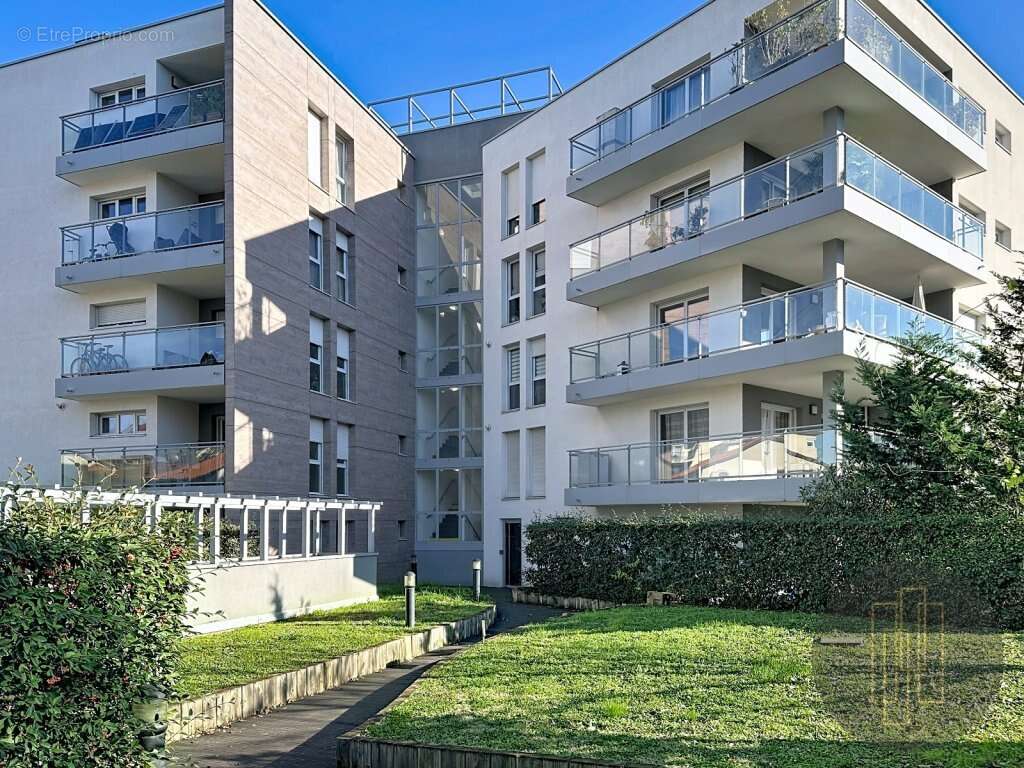 Appartement à TASSIN-LA-DEMI-LUNE