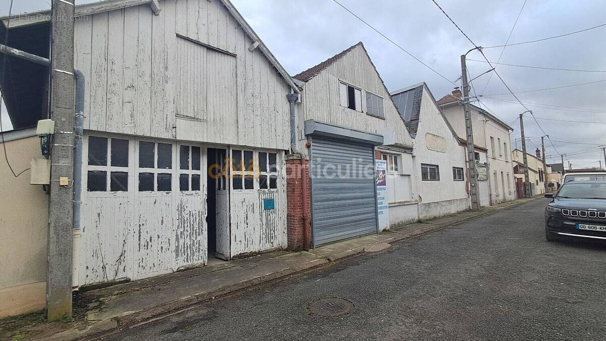 Commerce à CHALETTE-SUR-LOING