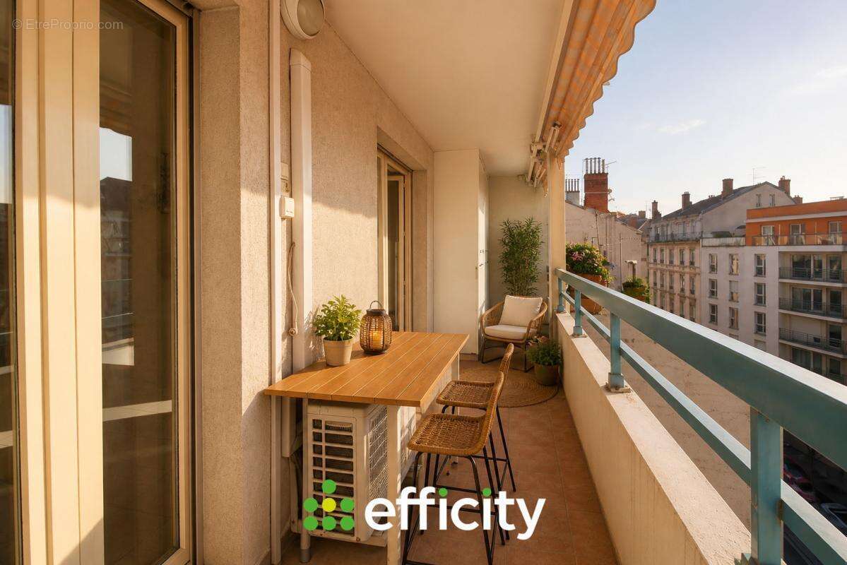 Appartement 72 m² à Villeurbanne  - photo 5