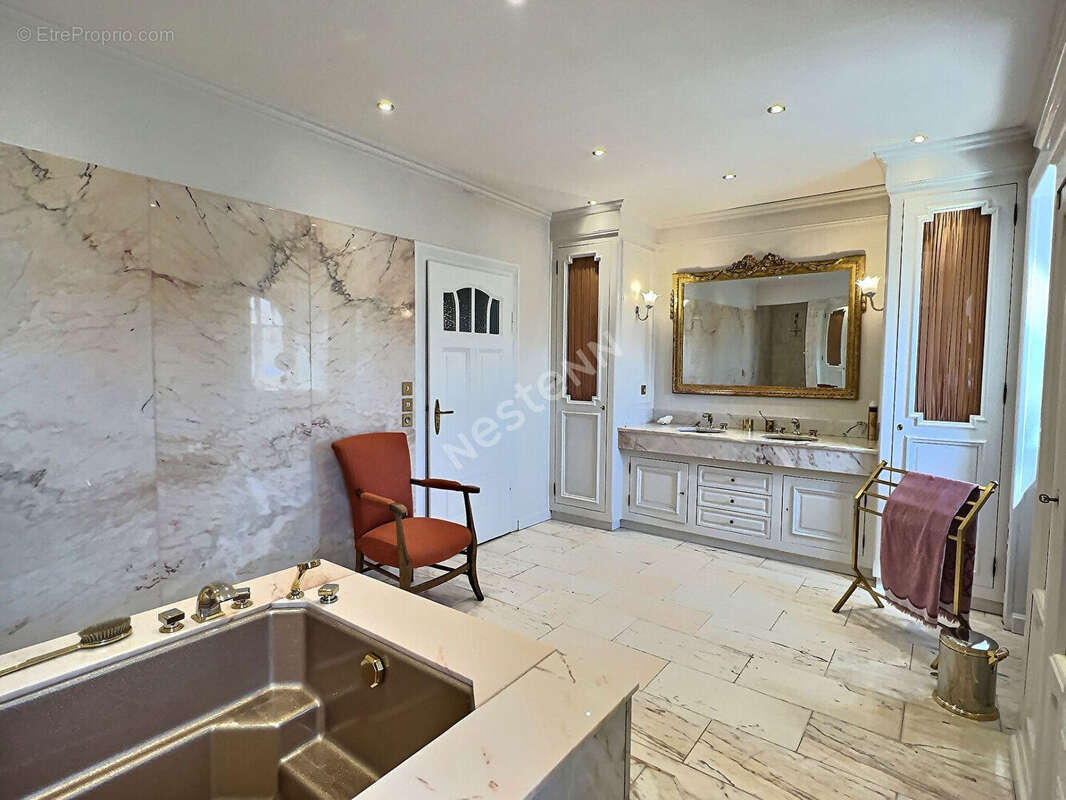 Maison à SAINT-AVOLD