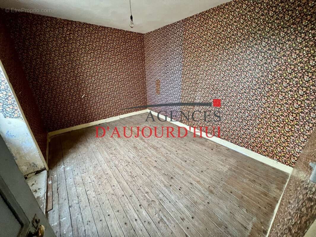 Maison à VILLERS-BOCAGE