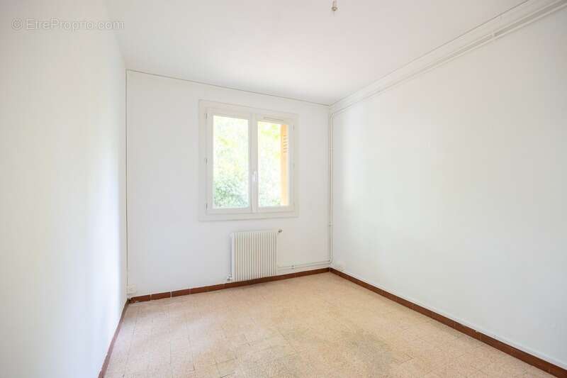 Appartement à MARSEILLE-9E