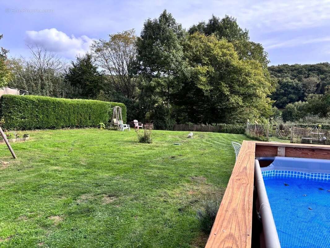 Maison à DUN-SUR-GRANDRY