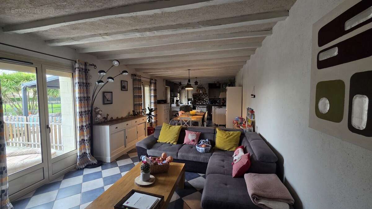 Maison à BRAIN-SUR-L'AUTHION
