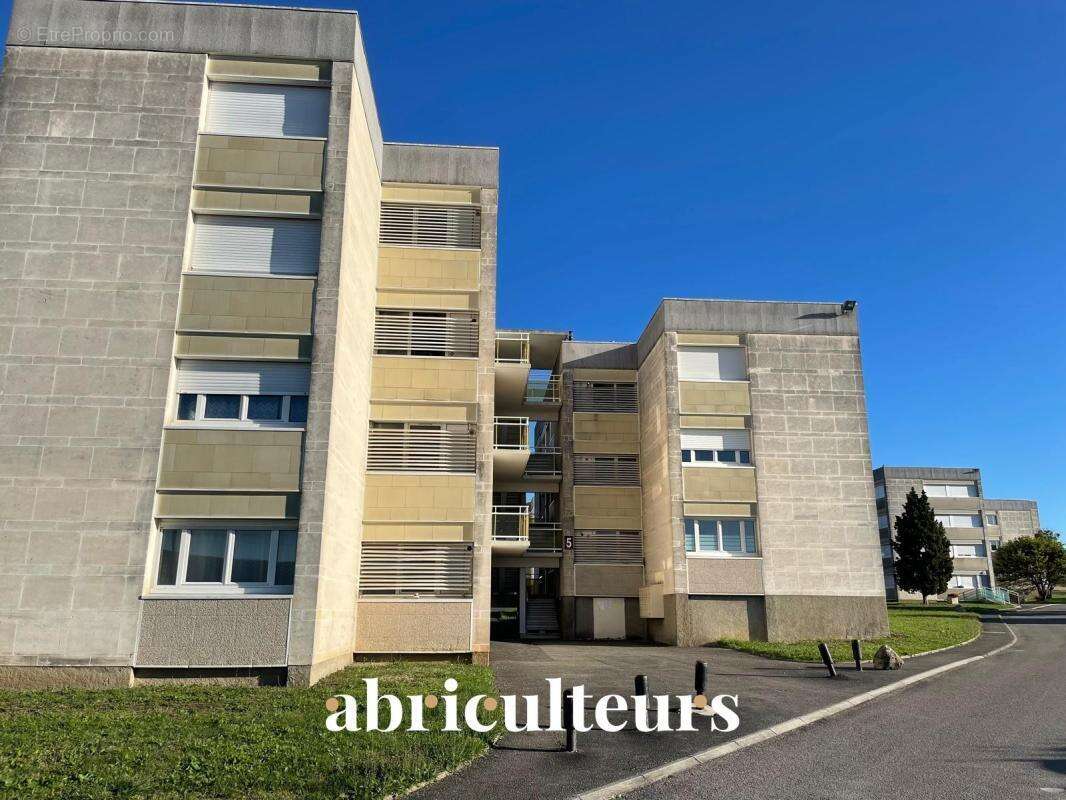 Appartement à COGNAC