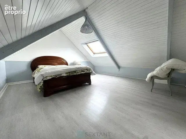 Maison 6 pièces 121 m² à vendre à Saint-Thois (29520) - photo 8