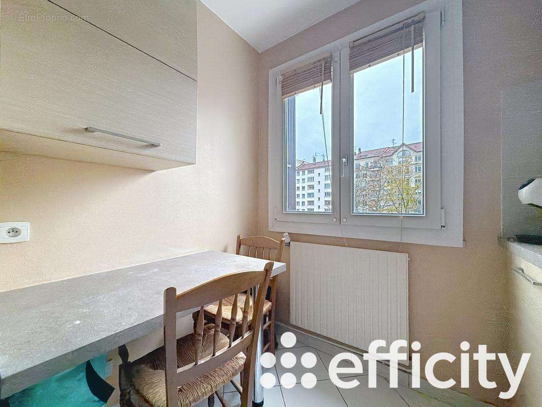 Appartement à VILLEURBANNE