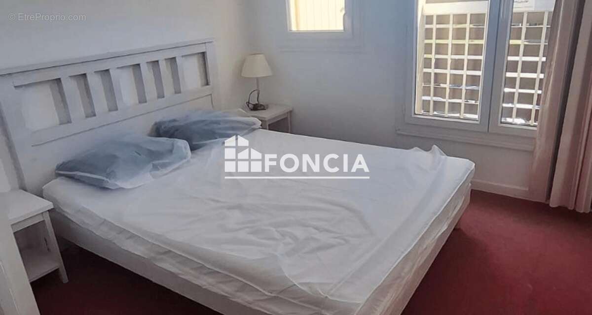 Appartement à LA LONDE-LES-MAURES