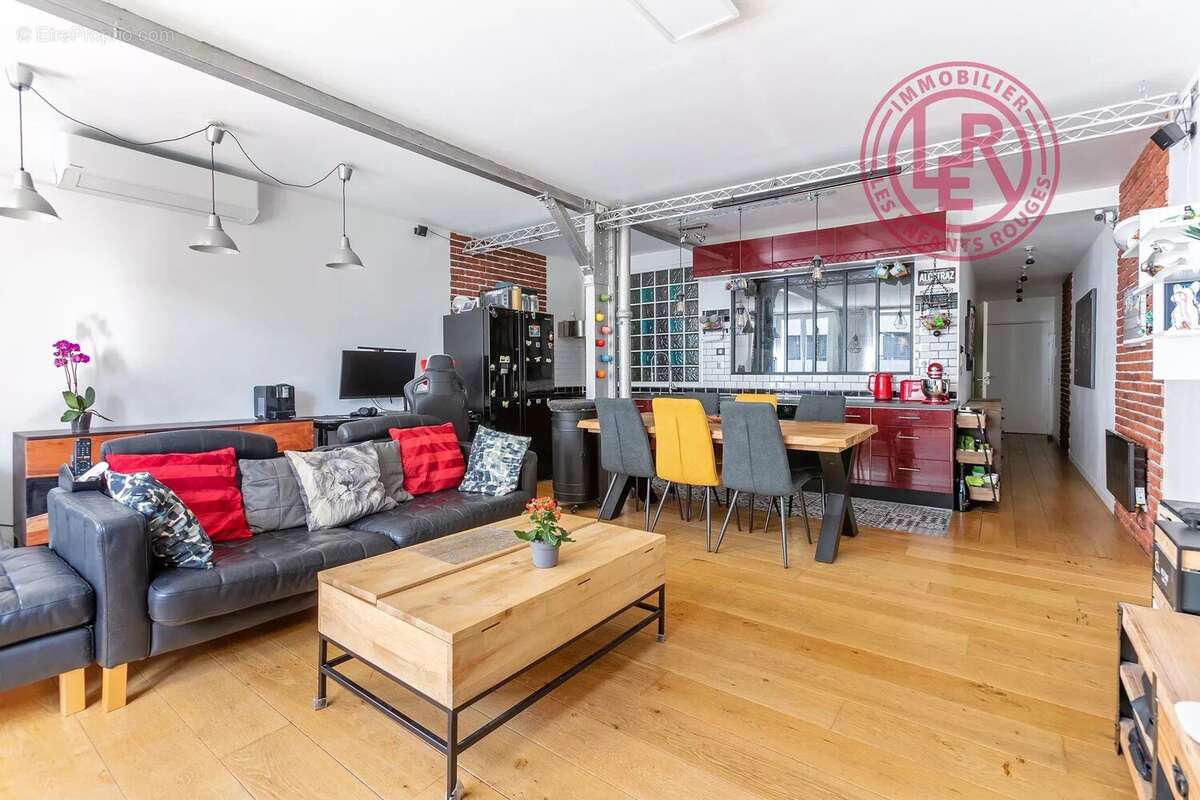 Appartement à PARIS-11E