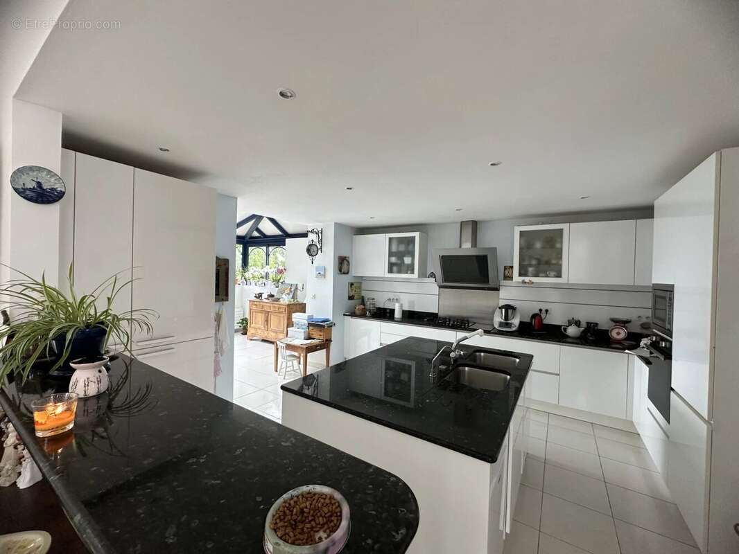 Maison à OINVILLE-SOUS-AUNEAU