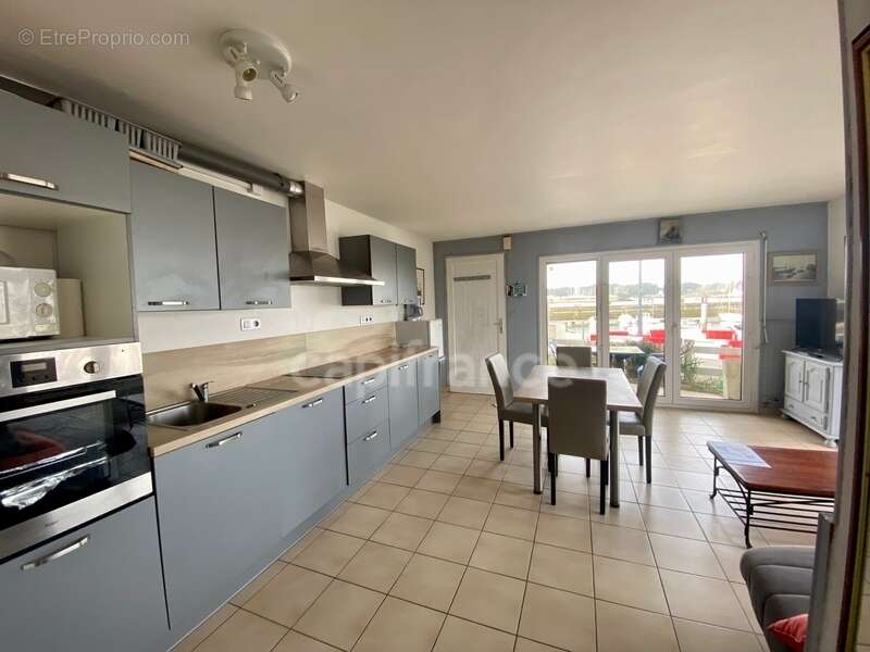 Appartement à ETEL