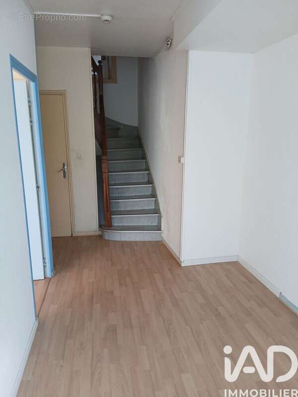 Maison 80 m² à Coutances  - photo 6