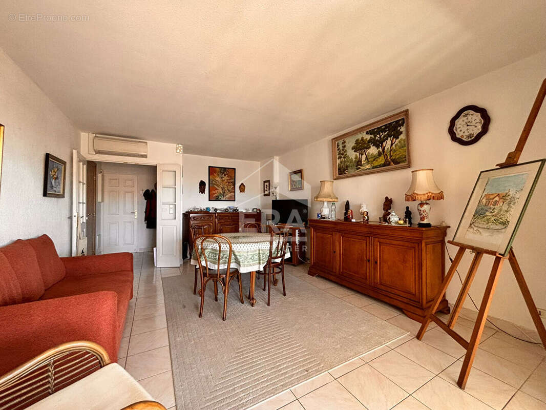 Appartement à FREJUS