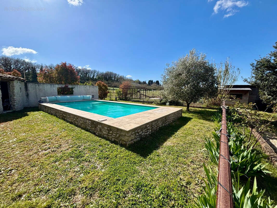 Maison à BONLIEU-SUR-ROUBION