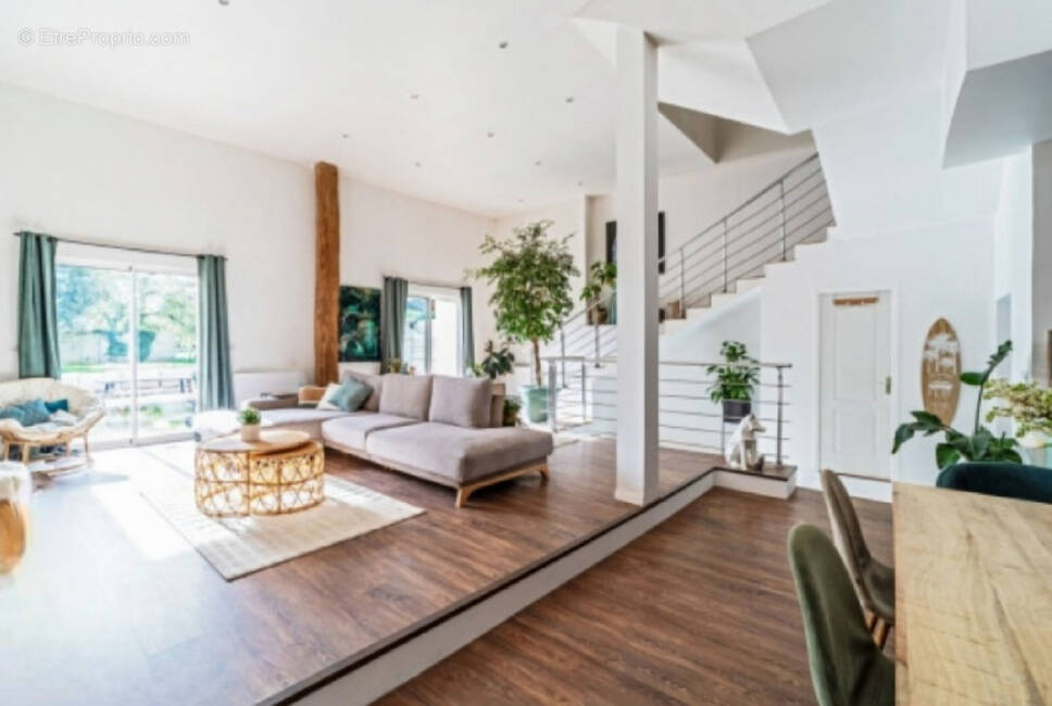 Maison à ARNOUVILLE-LES-MANTES