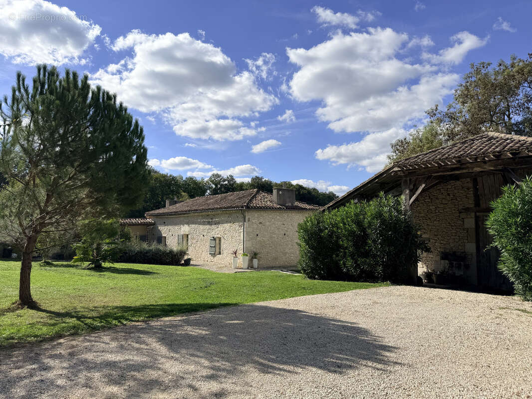Maison à CASTILLONNES
